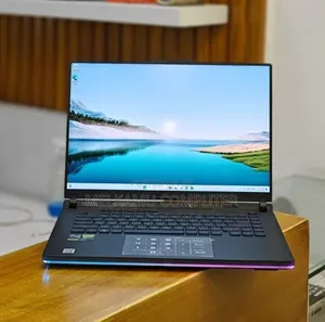 New Laptop Asus ROG Strix SCAR 15 16GB Intel Core i9 SSD 1T