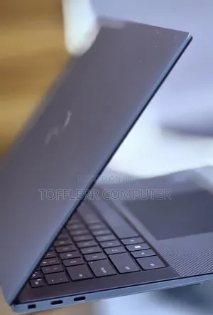 New Laptop Dell Precision 5540 16GB Intel Core i9 SSD 512GB