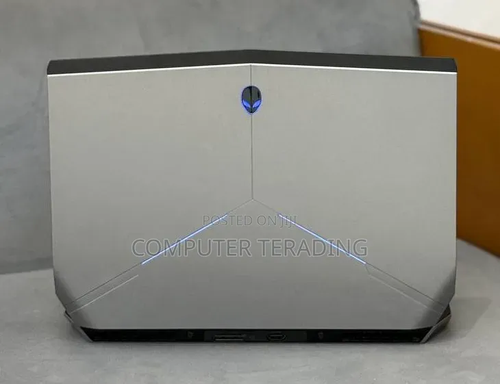 New Laptop Dell Allenware M15 R5 16GB Intel Core i7 HDD 500GB