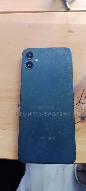 Samsung Galaxy F05 64 GB Blue