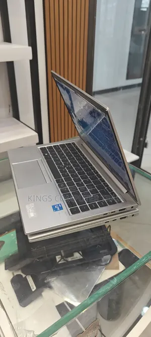 New Laptop HP EliteBook 840 16GB Intel Core i5 SSD 512GB
