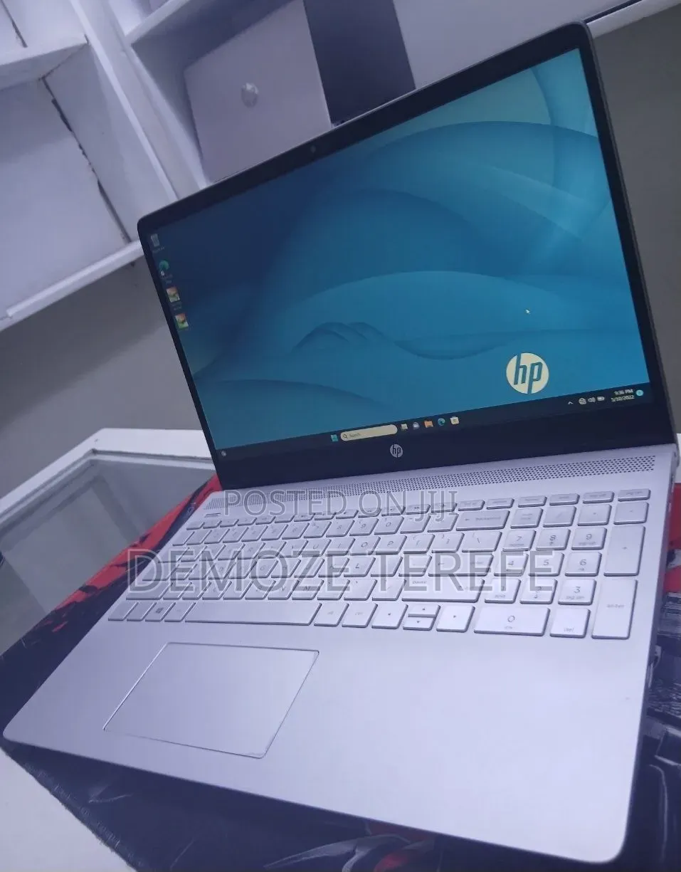 New Laptop HP Pavilion 15 16GB Intel Core i7 SSD 512GB