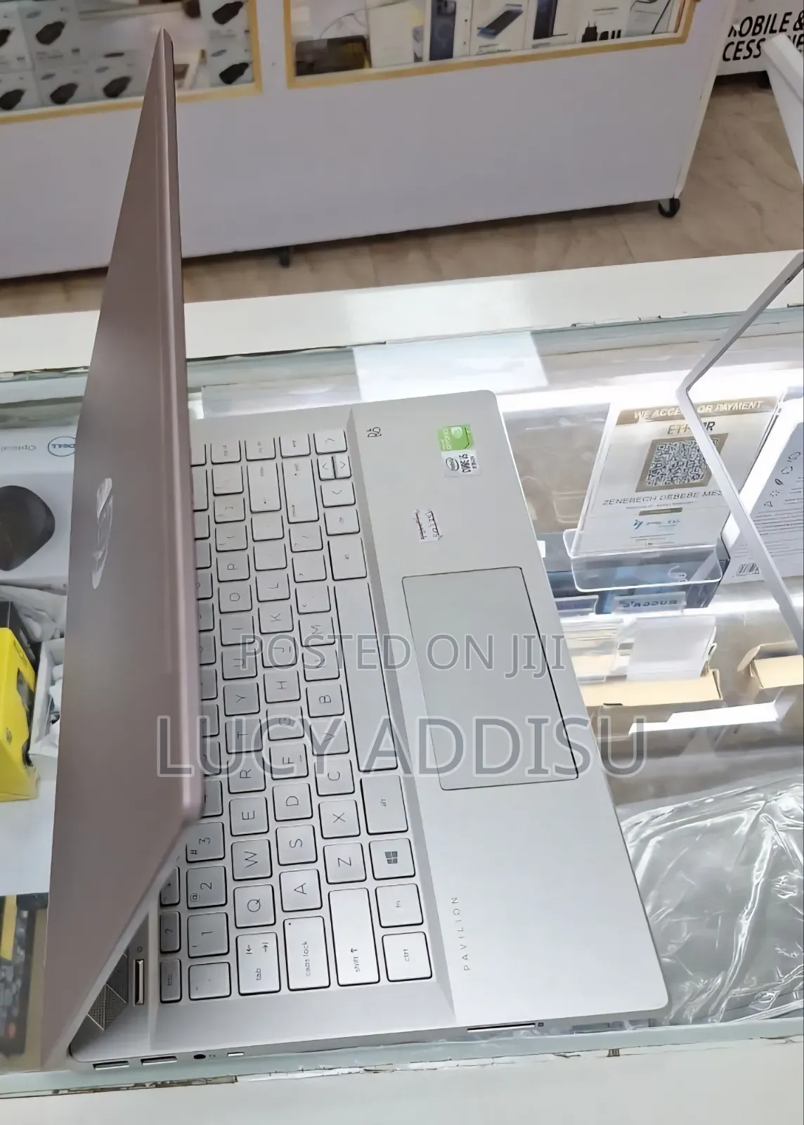 New Laptop HP Pavilion 15 8GB Intel Core i5 SSD 512GB