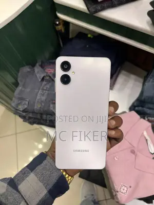 Samsung Galaxy A06 64 GB White