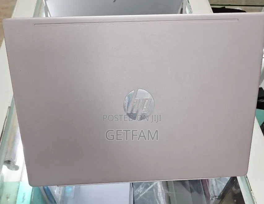 New Laptop HP Pavilion 15 8GB Intel Core i5 SSD 512GB