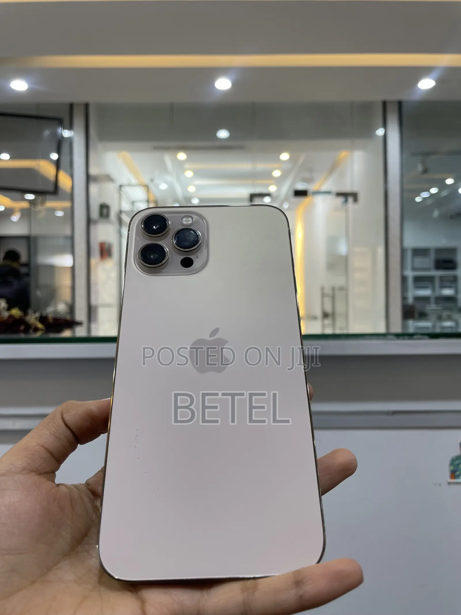New Apple iPhone 12 Pro Max 256 GB Gold