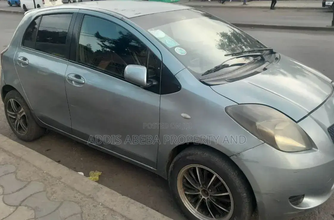 Toyota Yaris 1.3 VVT-i Automatic 2007 Silver