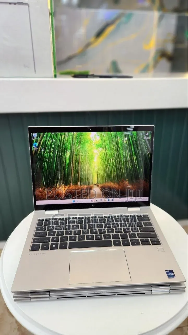 New Laptop HP Elite x360 830 G10 16GB Intel Core i5 SSD 512GB