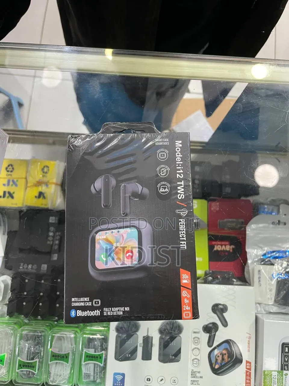 I12 TWS Wireless Earbuds With Smart Display Case (Bluetooth)