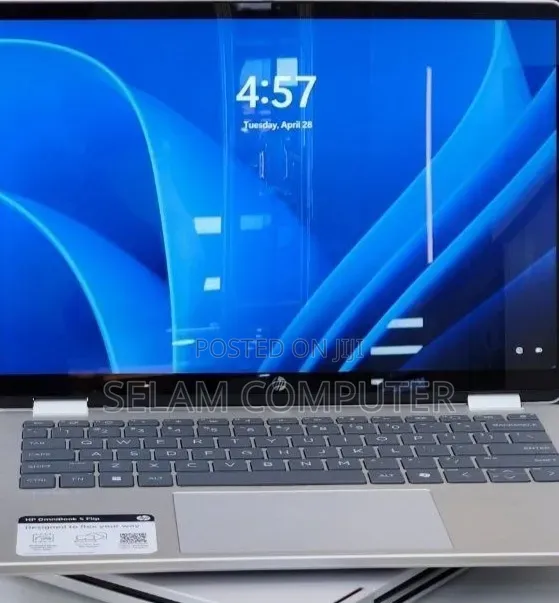 New Laptop HP OmniBook 5 16" 16GB Intel Core i7 SSD 512GB