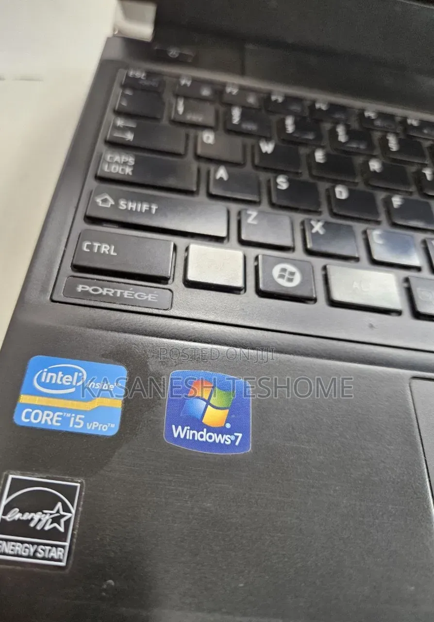 Laptop Toshiba Portege R830 4GB Intel Core i5 HDD 250GB