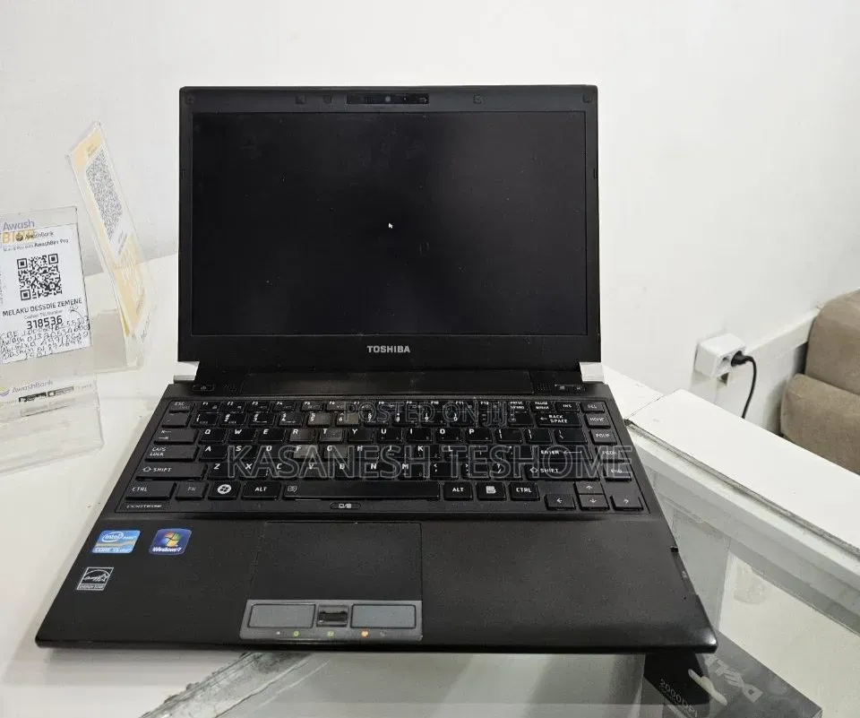 Laptop Toshiba Portege R830 4GB Intel Core i5 HDD 250GB