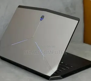 New Laptop Dell Allenware M15 R5 16GB Intel Core i7 HDD 500GB