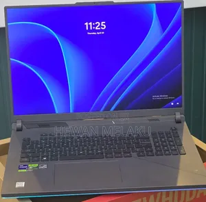 New Laptop Asus ROG Strix G17 16GB Intel Core i9 SSD 1T