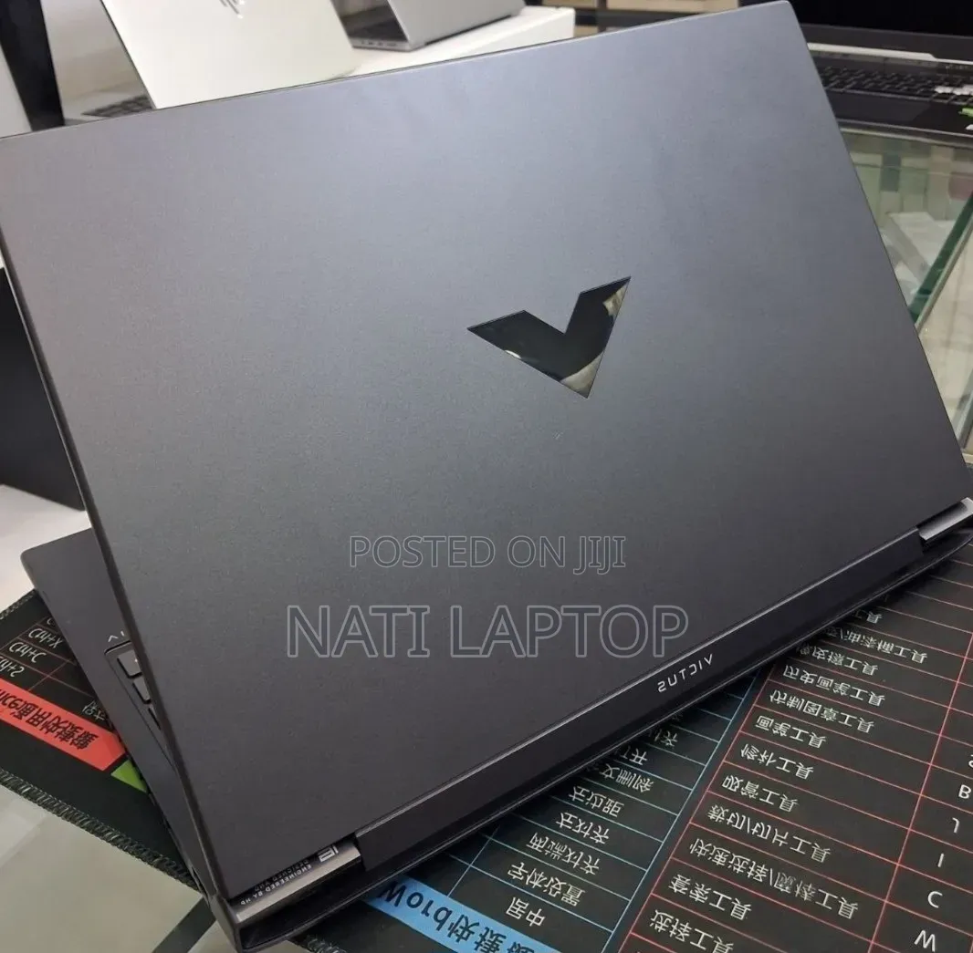 New Laptop HP Victus 15 16GB Intel Core i7 SSD 1T