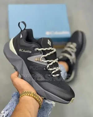 Columbia Men's Fast 60 Low Out Dry Hiking Black Shoes
