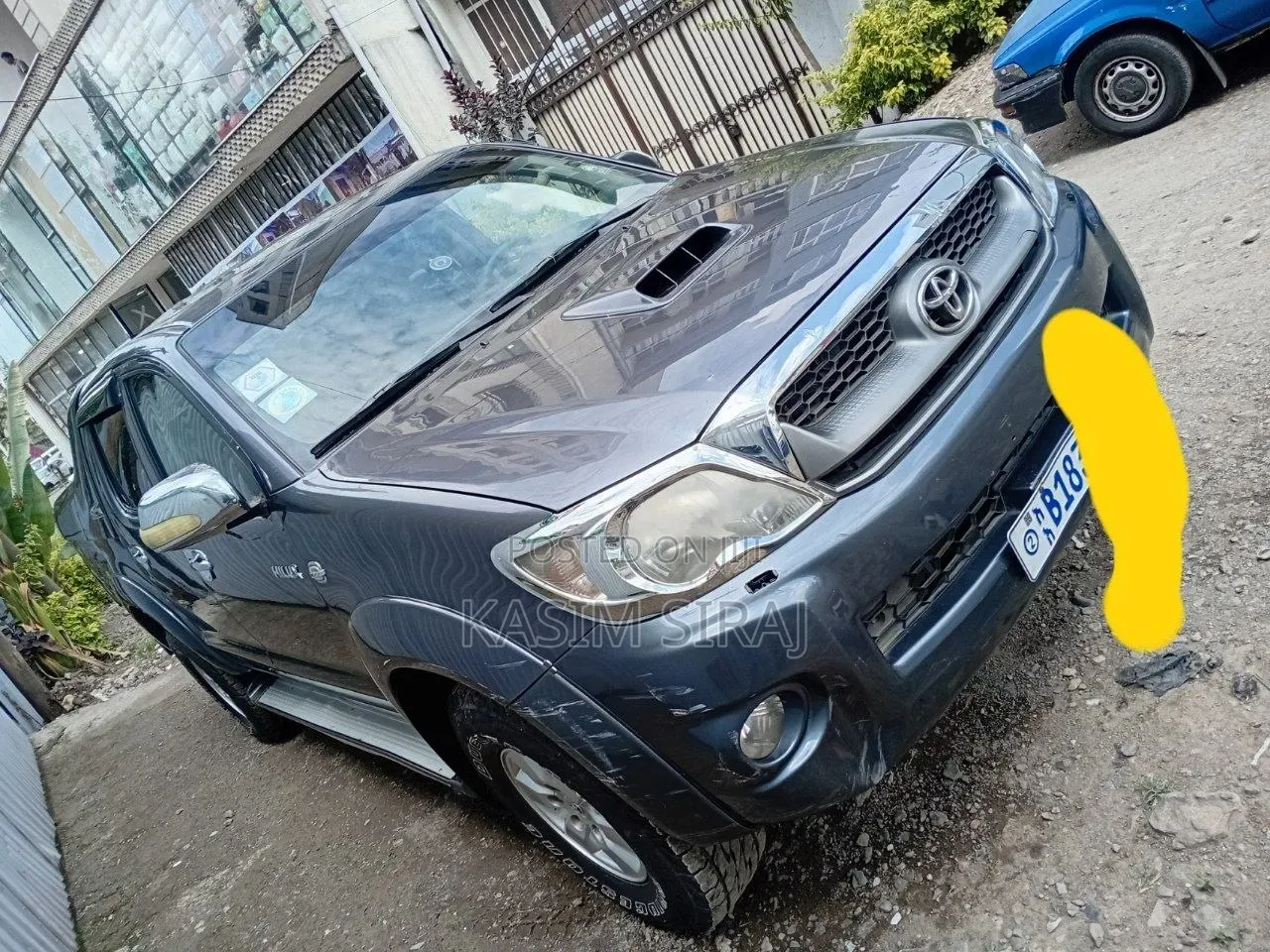 Toyota Hilux 2.5 D-4D 4X4 SRX 2011 Gray