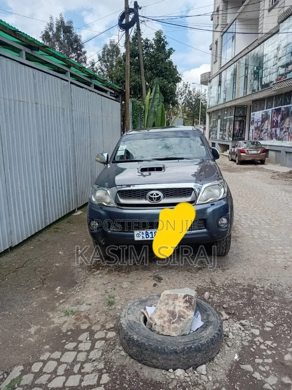 Toyota Hilux 2.5 D-4D 4X4 SRX 2011 Gray