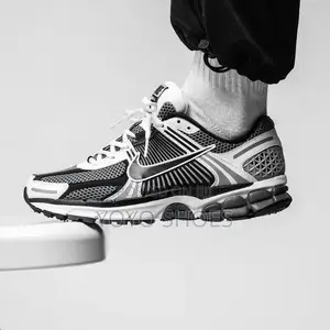 Nike Zoom Vomero 5 Se Sp"Dark Hray"Unisex Fashion Sneaker