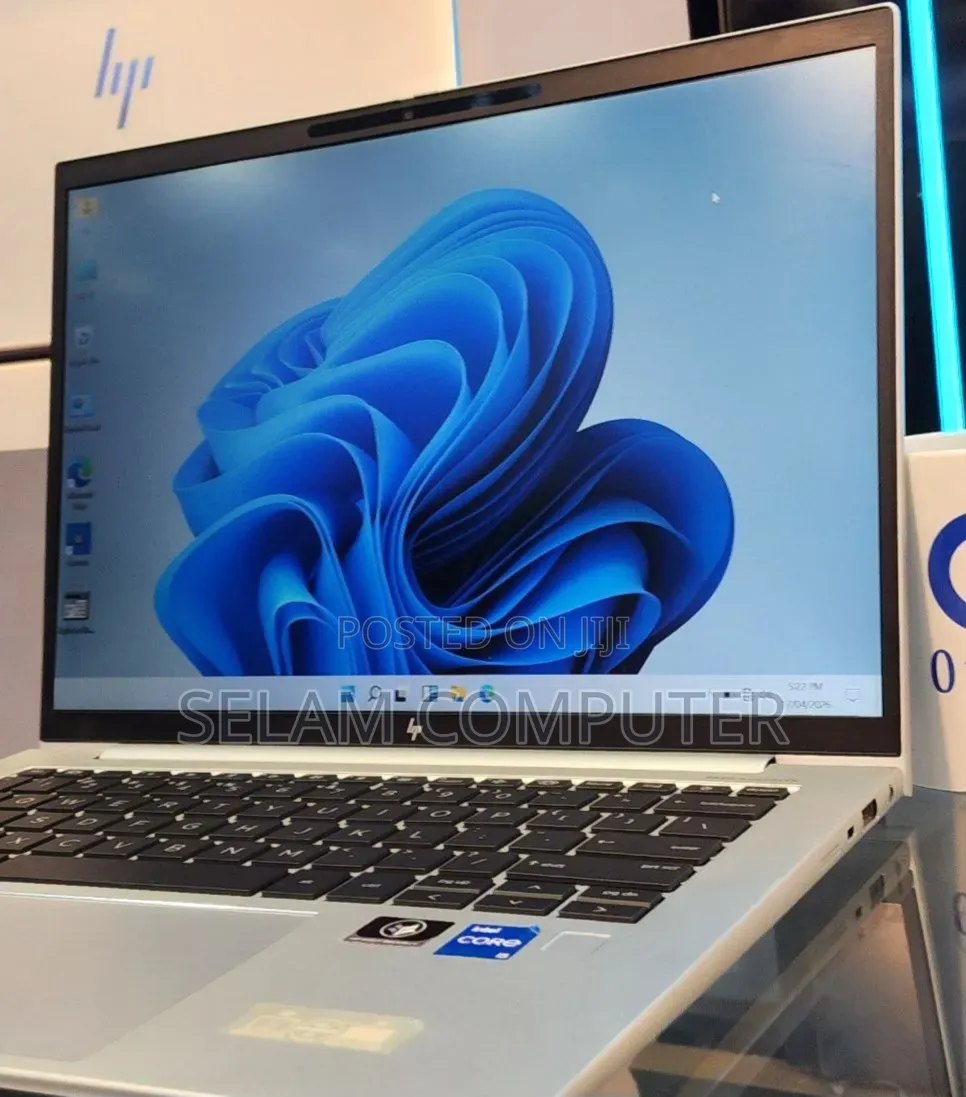New Laptop HP EliteBook 840 G9 16GB Intel Core i7 SSD 512GB