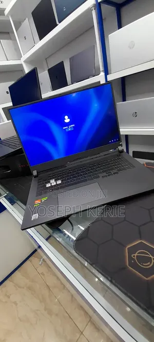 New Laptop Asus ROG Strix G17 16GB AMD Ryzen 9 SSD 1T