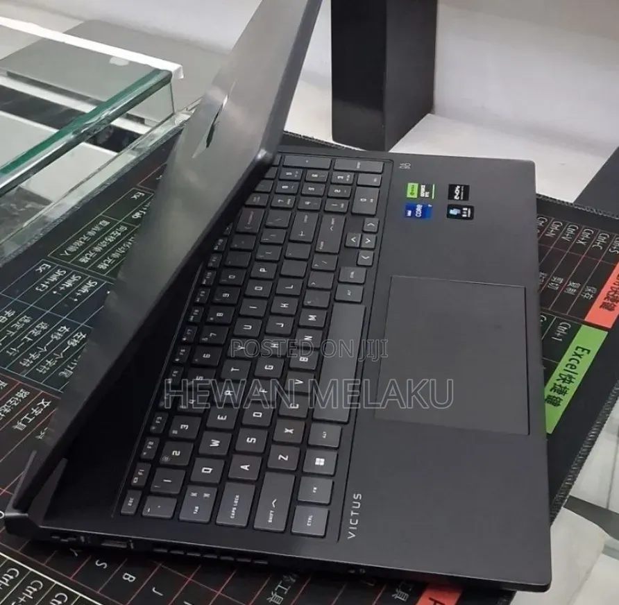 New Laptop HP Victus 16 16GB Intel Core i7 SSD 1T