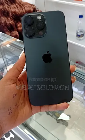 New Apple iPhone 16 Pro Max 256 GB Black