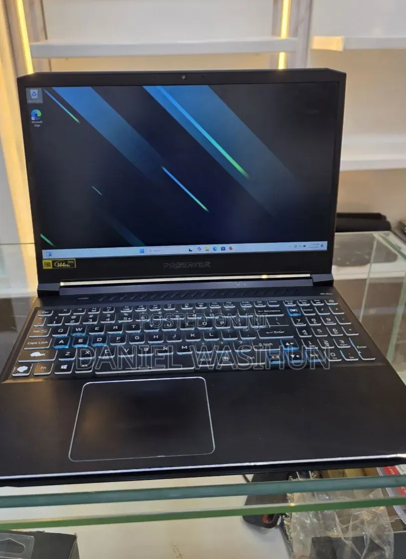 New Laptop Acer 16GB Intel Core i7 SSD 512GB