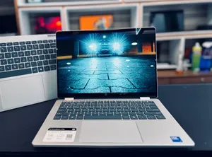 New Laptop HP OmniBook 5 Flip 16GB Intel Core i7 SSD 512GB