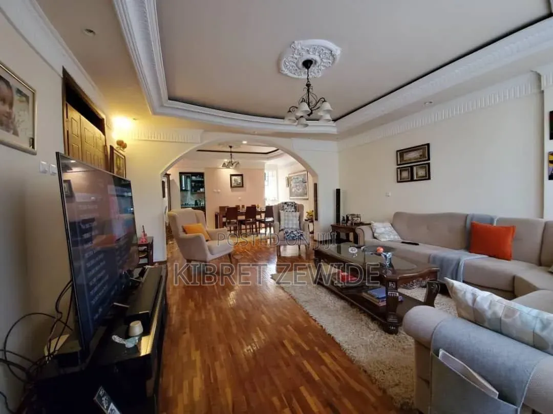 Furnished 5bdrm House in Abrham Lagese, Yeka for sale