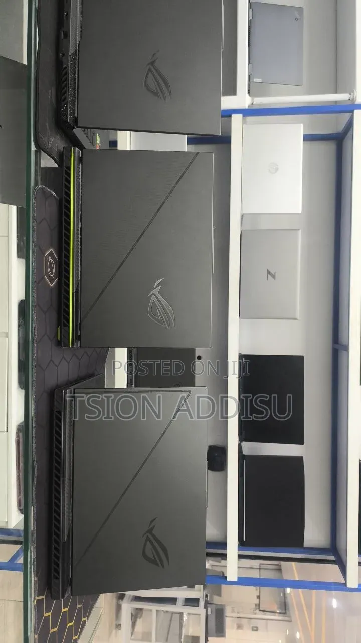 New Laptop Asus ROG Strix G15 16GB Intel Core i9 SSD 1T