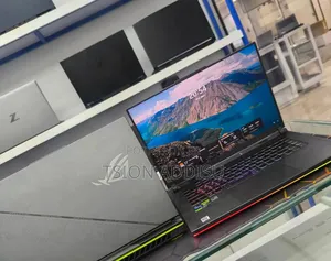 New Laptop Asus ROG Strix G15 16GB Intel Core i9 SSD 1T