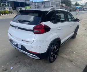 Chery Tiggo 2 2022 White