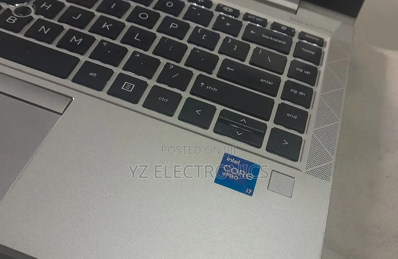 New Laptop HP EliteBook 840 8GB Intel Core i7 SSD 512GB