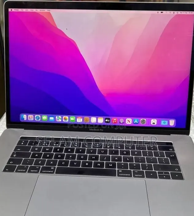 New Laptop Apple MacBook Pro 2017 16GB Intel Core i7 SSD 512GB