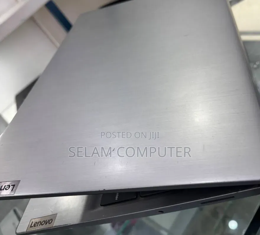 New Laptop Lenovo IdeaPad Z570 8GB Intel Core i5 SSD 512GB