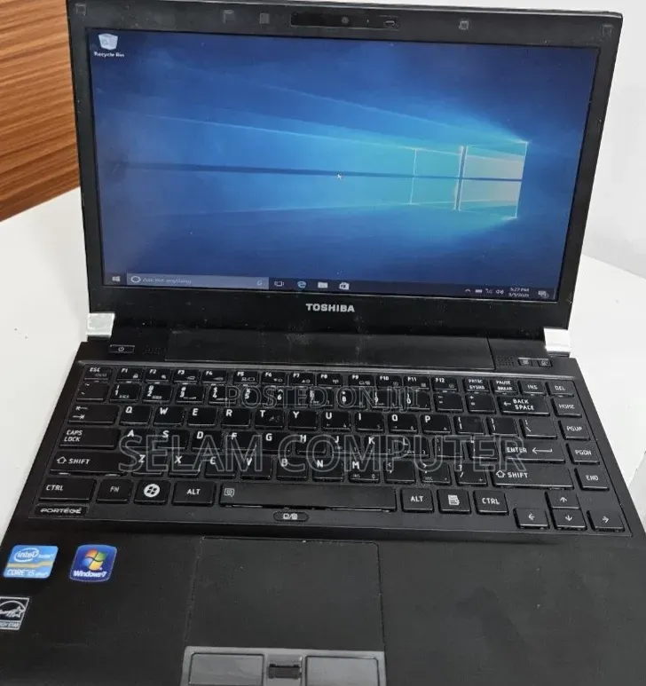New Laptop Toshiba Satellite C55 4GB Intel Core i5 HDD 250GB