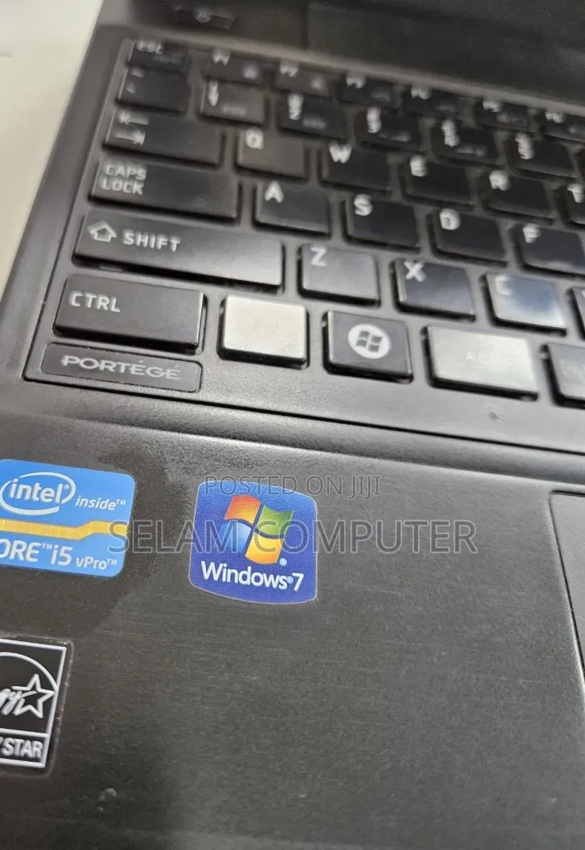 New Laptop Toshiba Satellite C55 4GB Intel Core i5 HDD 250GB