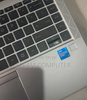 New Laptop HP EliteBook 840 G8 8GB Intel Core i7 SSD 512GB