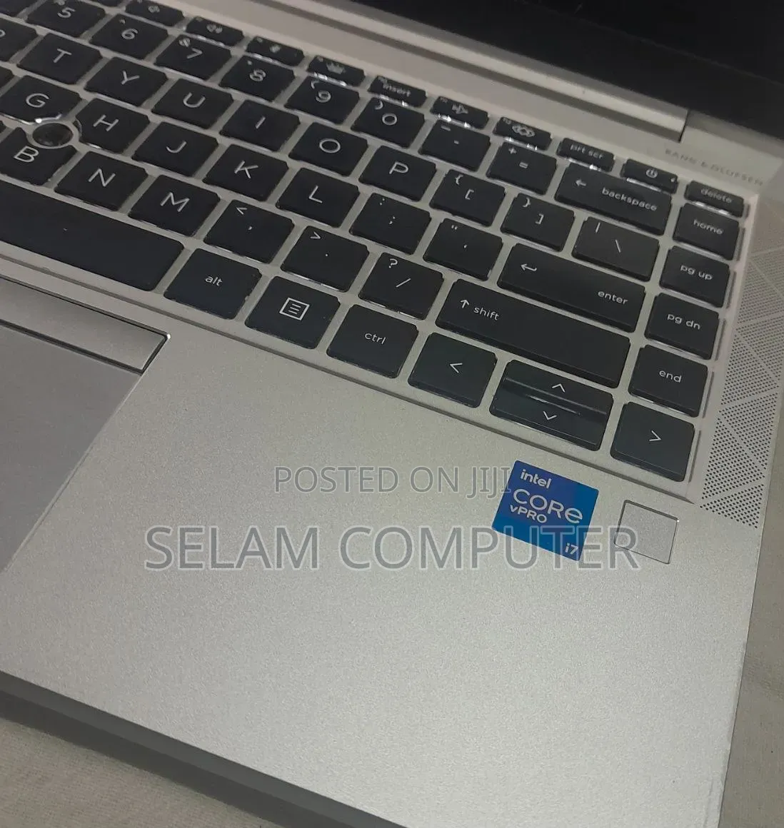 New Laptop HP EliteBook 840 G8 8GB Intel Core i7 SSD 512GB