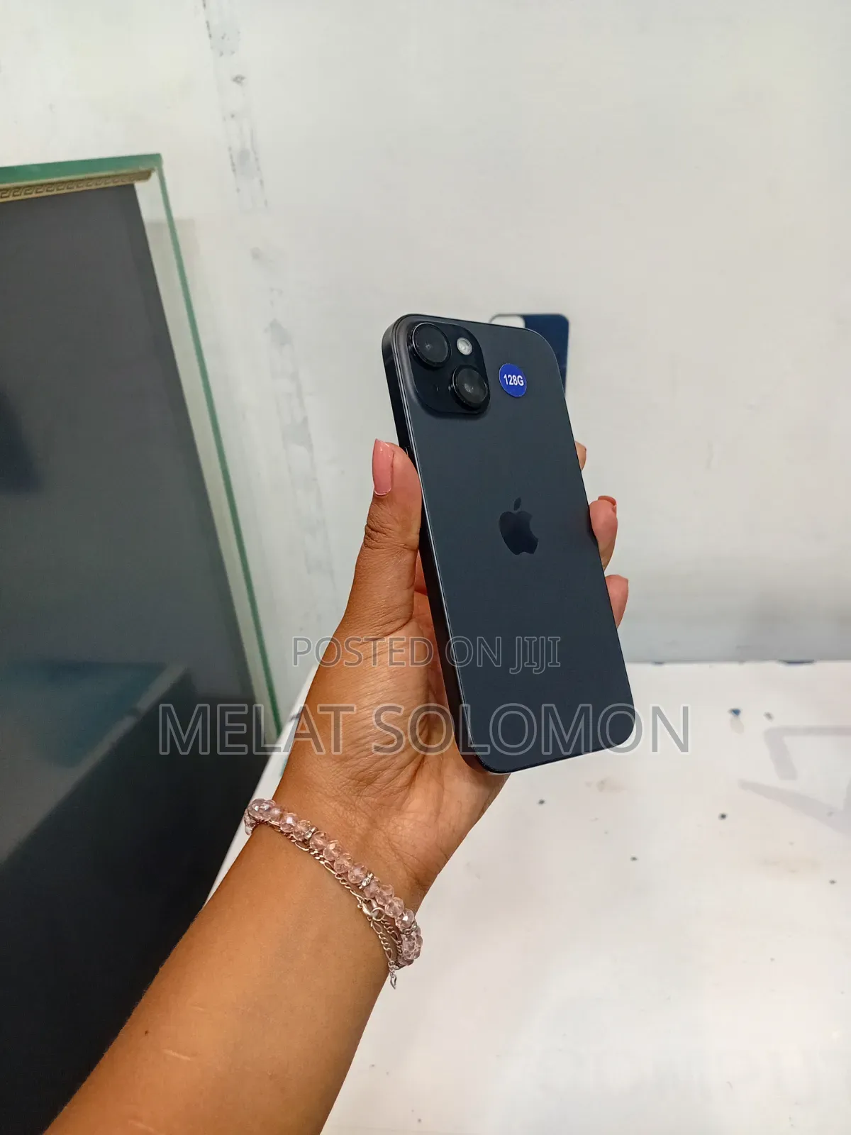New Apple iPhone 15 128 GB Black