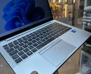 New Laptop HP EliteBook 840 G8 16GB Intel Core i5 SSD 256GB