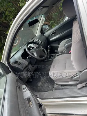 Toyota Hilux 3.0 D-4D 4x4 2013 Gold