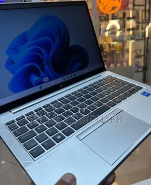 New Laptop HP EliteBook 840 G8 16GB Intel Core i5 SSD 256GB