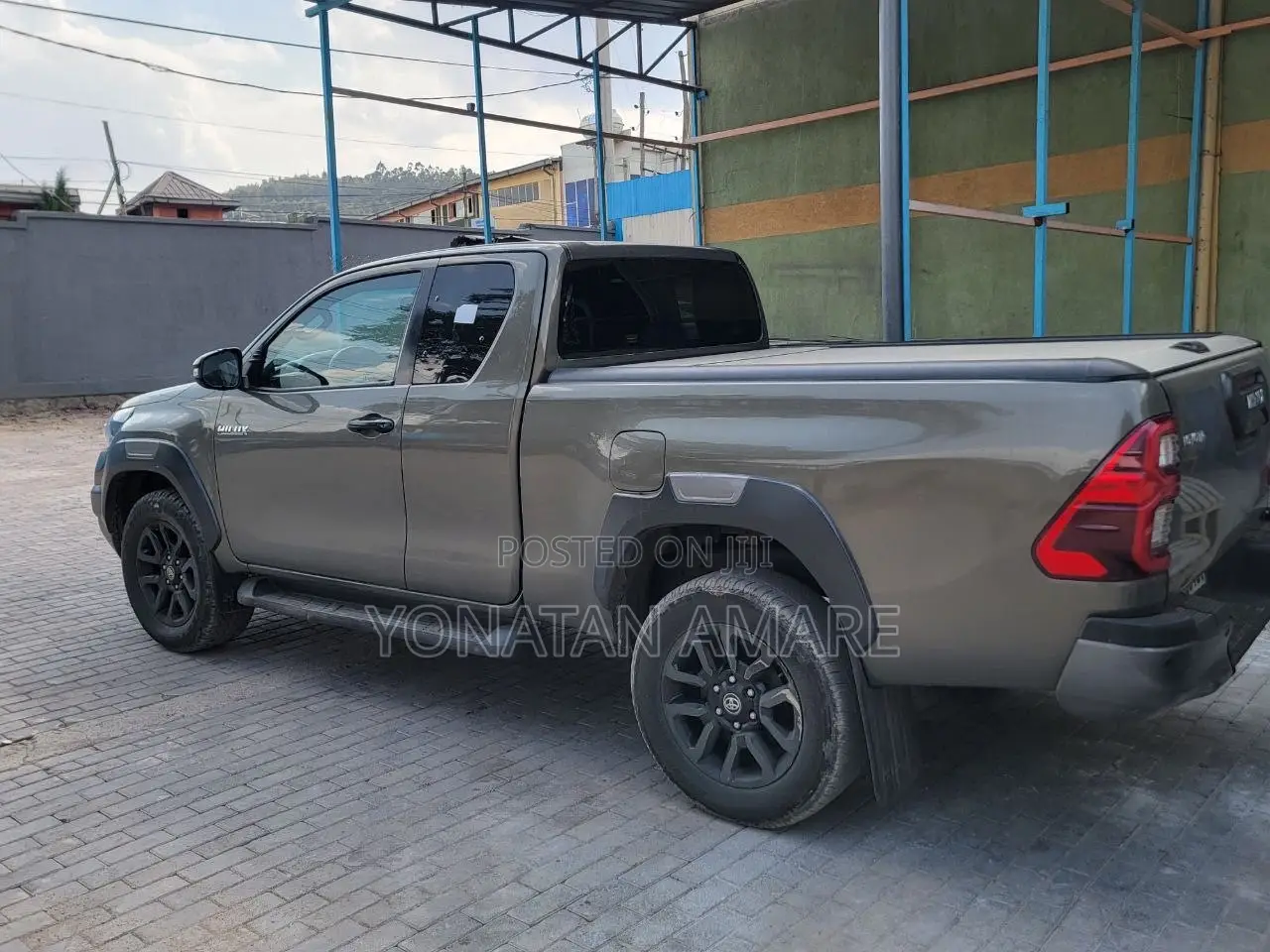 Toyota Hilux 2021 Gray
