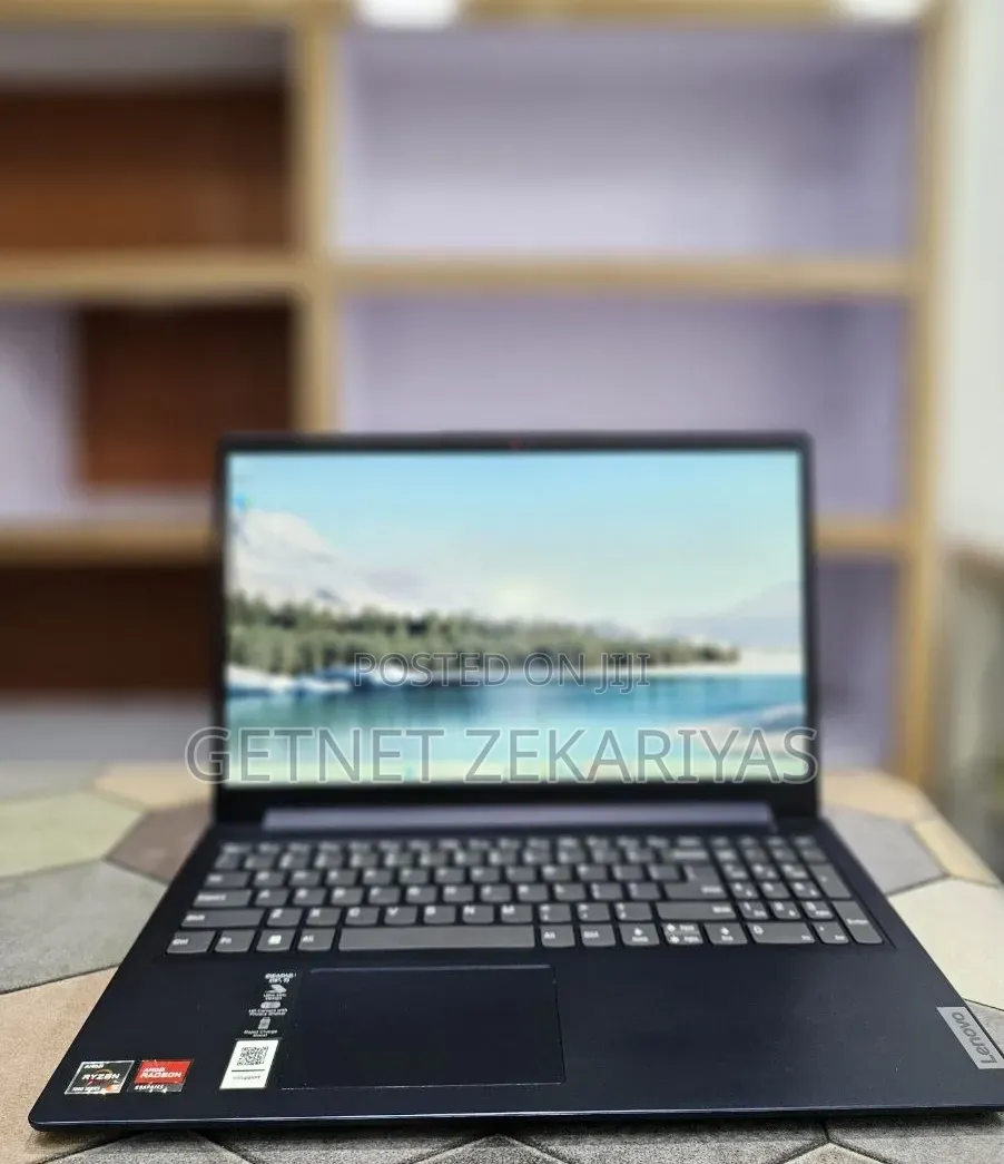 New Laptop Lenovo Ideapad 3 8GB AMD Ryzen 5 SSD 512GB