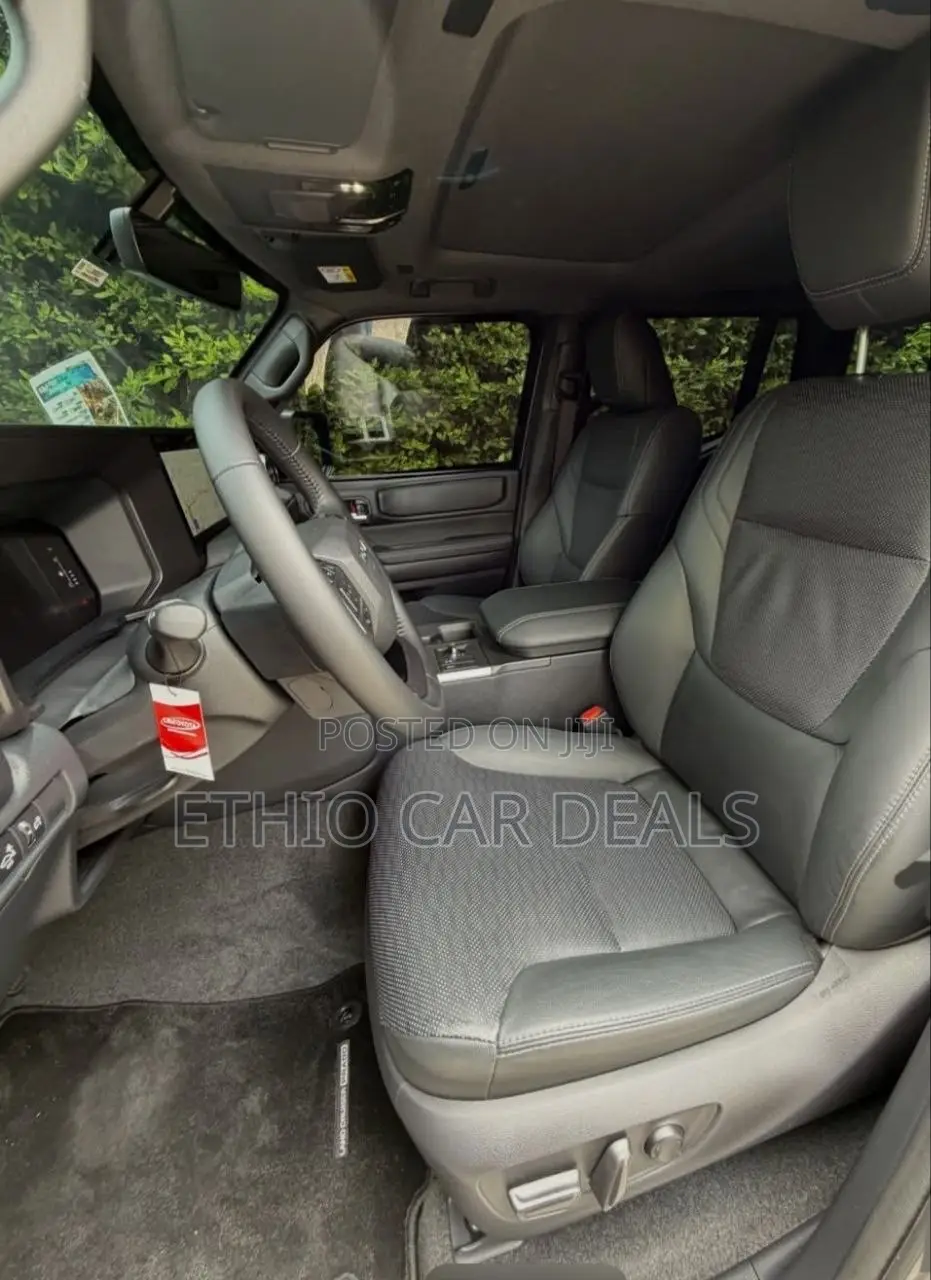 New Toyota Land Cruiser Prado 2.4 Hybrid 2025 Beige