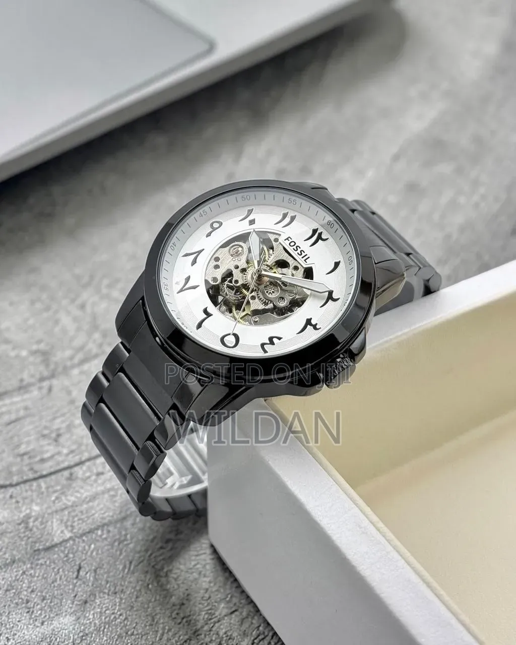 Fossil Automatic Arabic Numerals