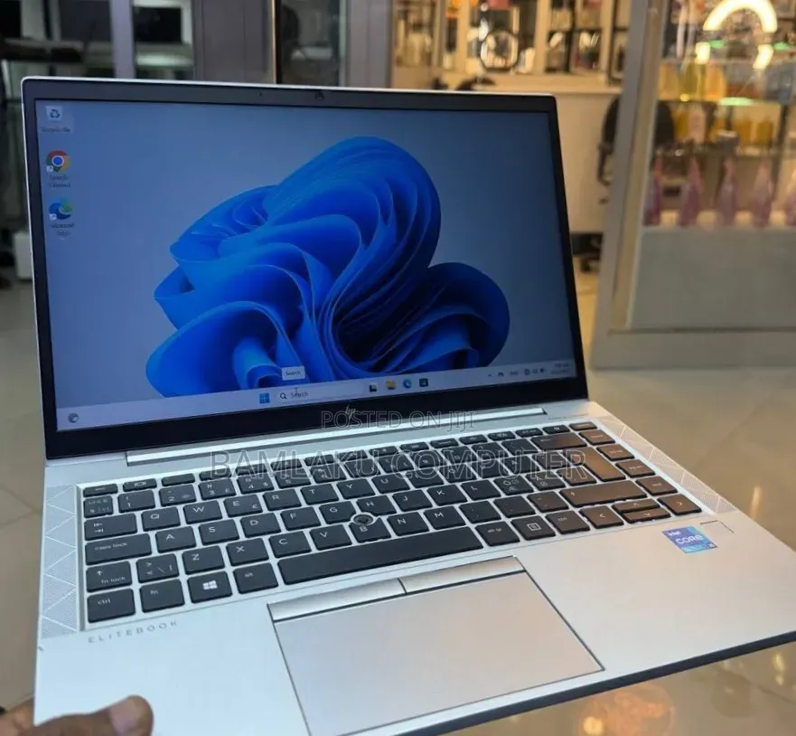 New Laptop HP EliteBook 840 G8 16GB Intel Core i5 SSD 256GB