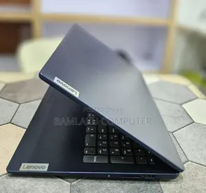 New Laptop Lenovo IdeaPad 130 8GB AMD Ryzen 5 SSD 512GB